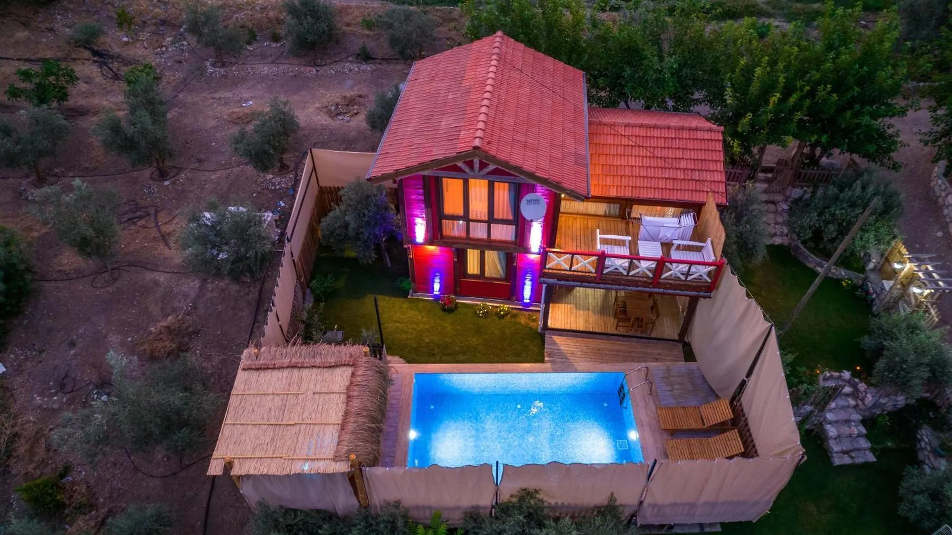 Girmeler Koey Evleri Villa Gebeler